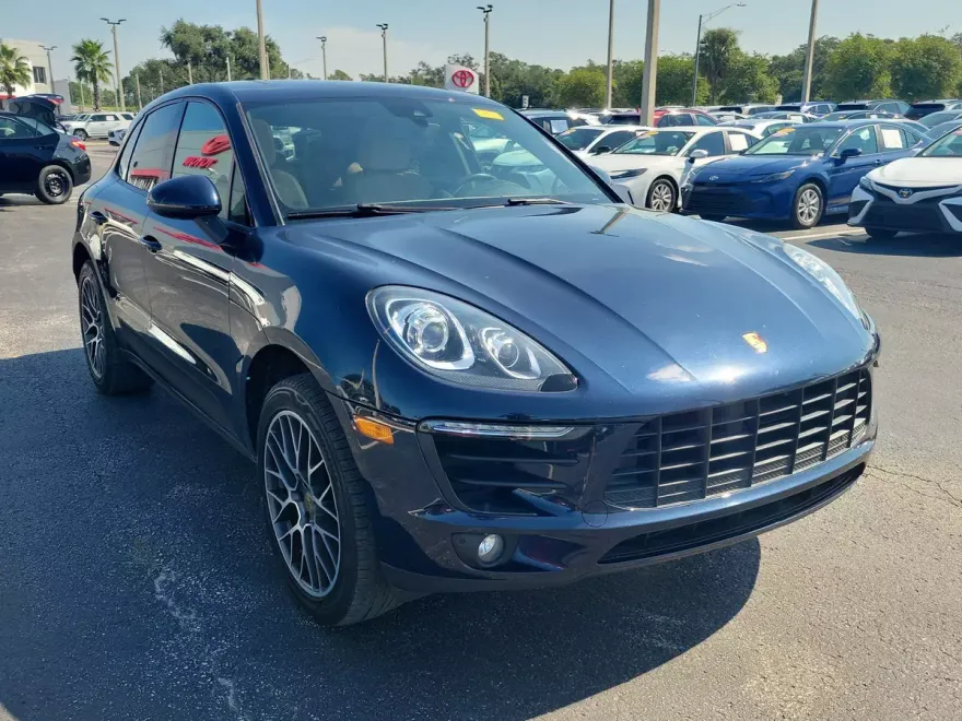 2018 Porsche Macan photo 1