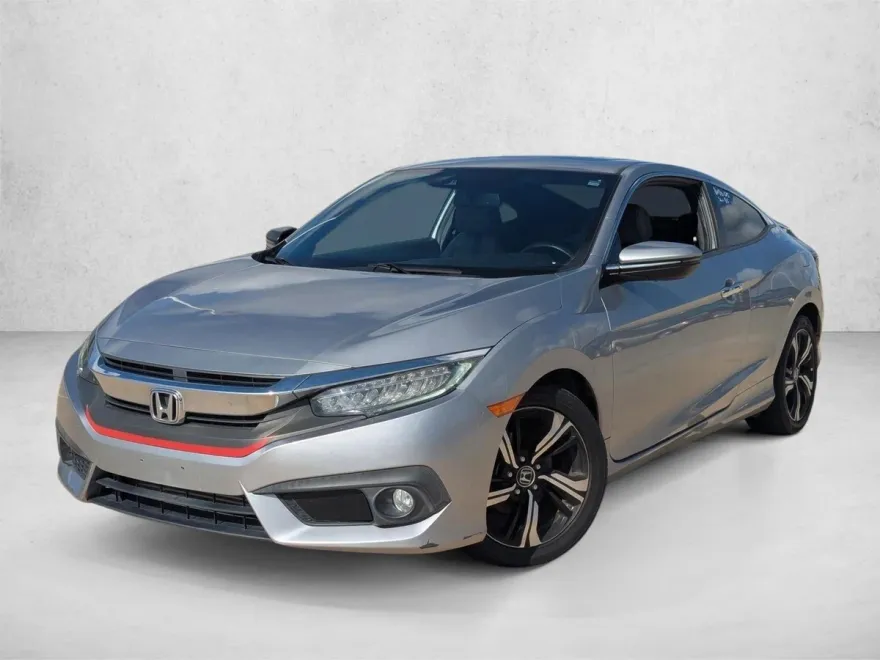 2017 Honda Civic Touring photo 1