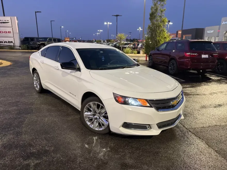 2017 Chevrolet Impala photo 1