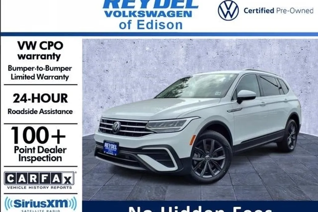 2022 Volkswagen Tiguan SE photo 1
