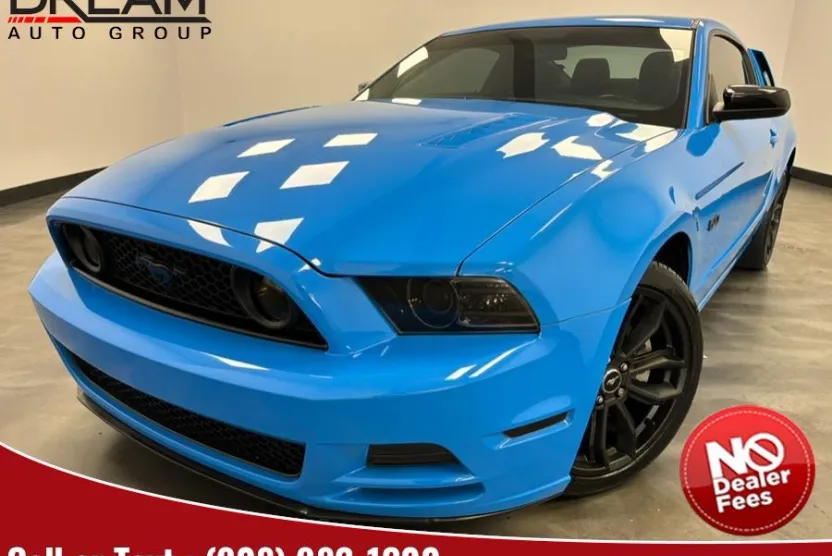 2014 Ford Mustang GT photo 1