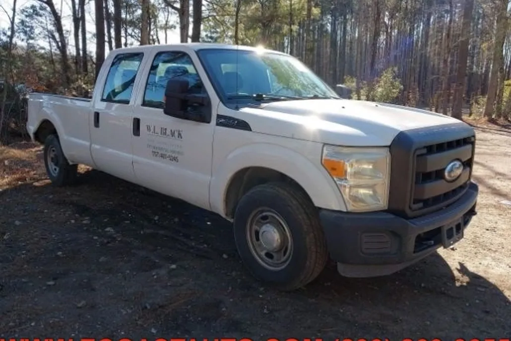 2011 Ford F-250 XL photo 1