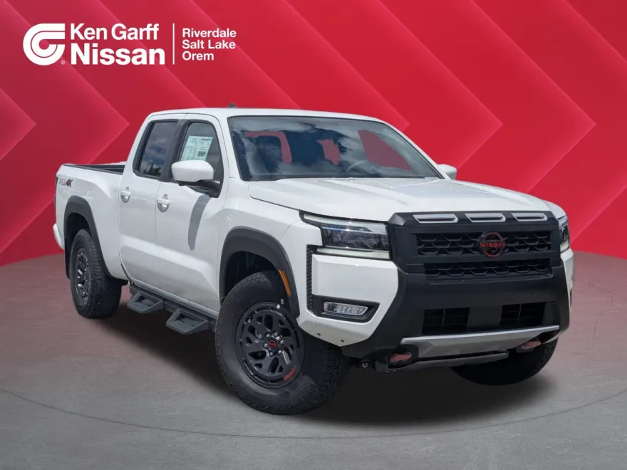 2025 Nissan Frontier PRO-4X photo 1