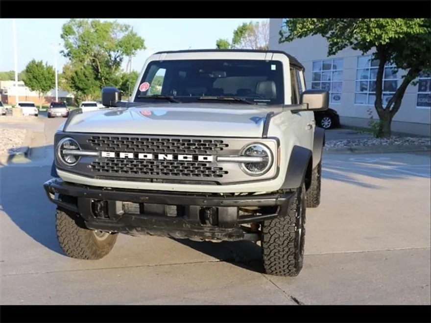 2021 Ford Bronco Badlands photo 1