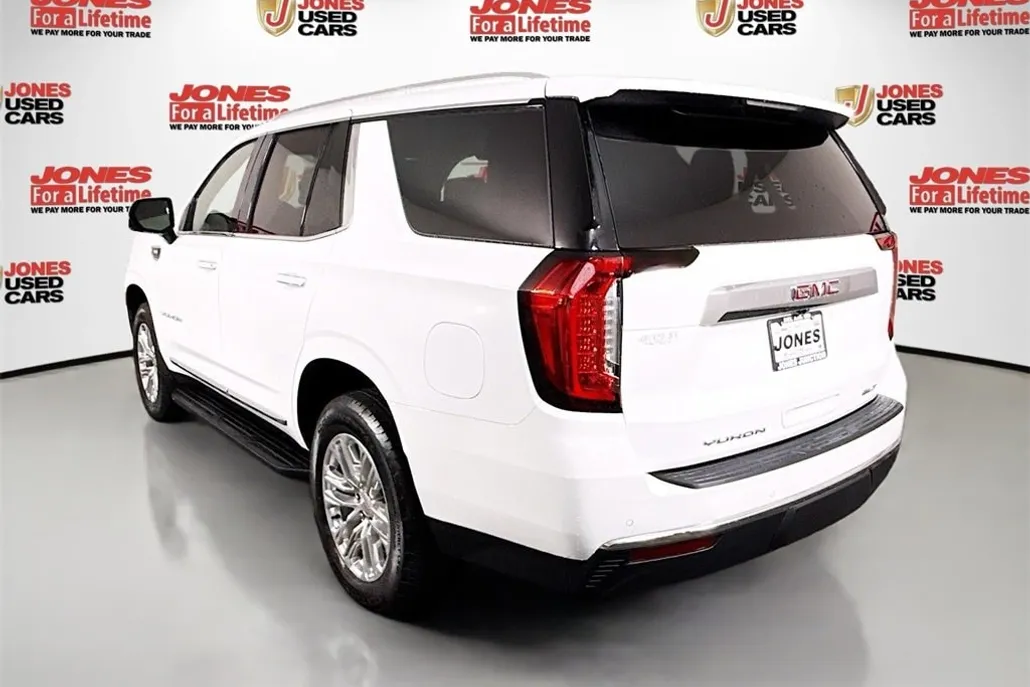 2024 Gmc Yukon SLT photo 1