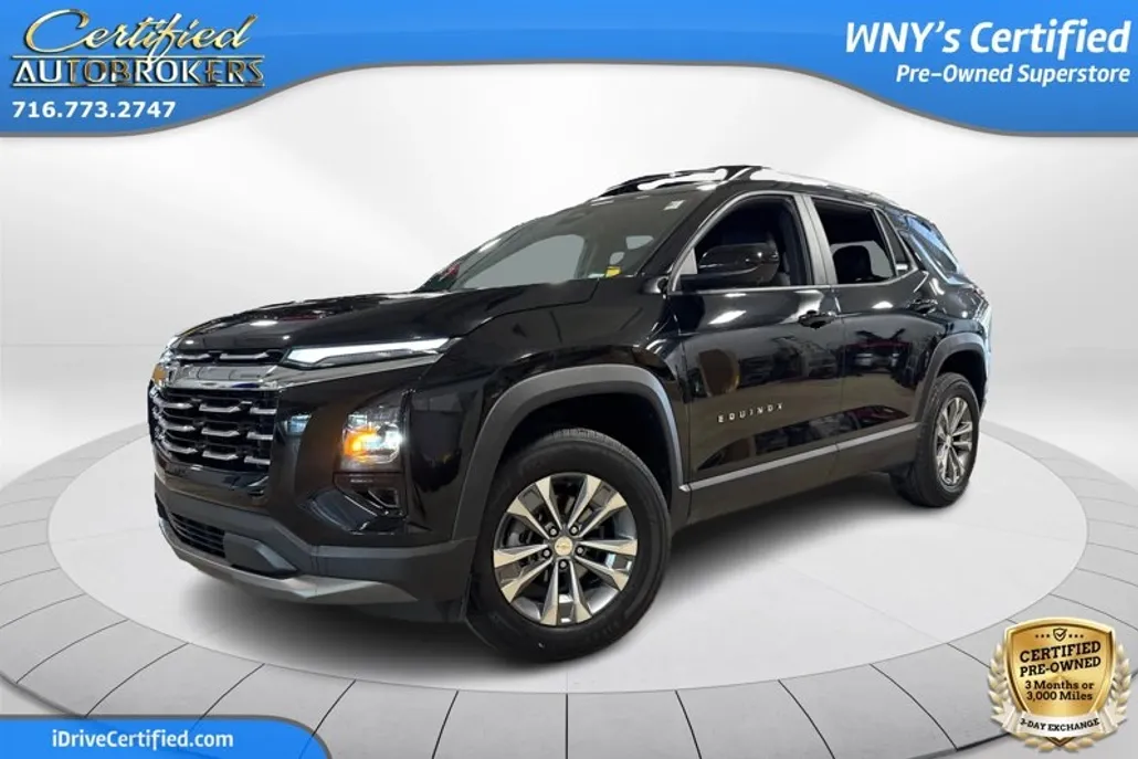 2025 Chevrolet Equinox LT photo 1