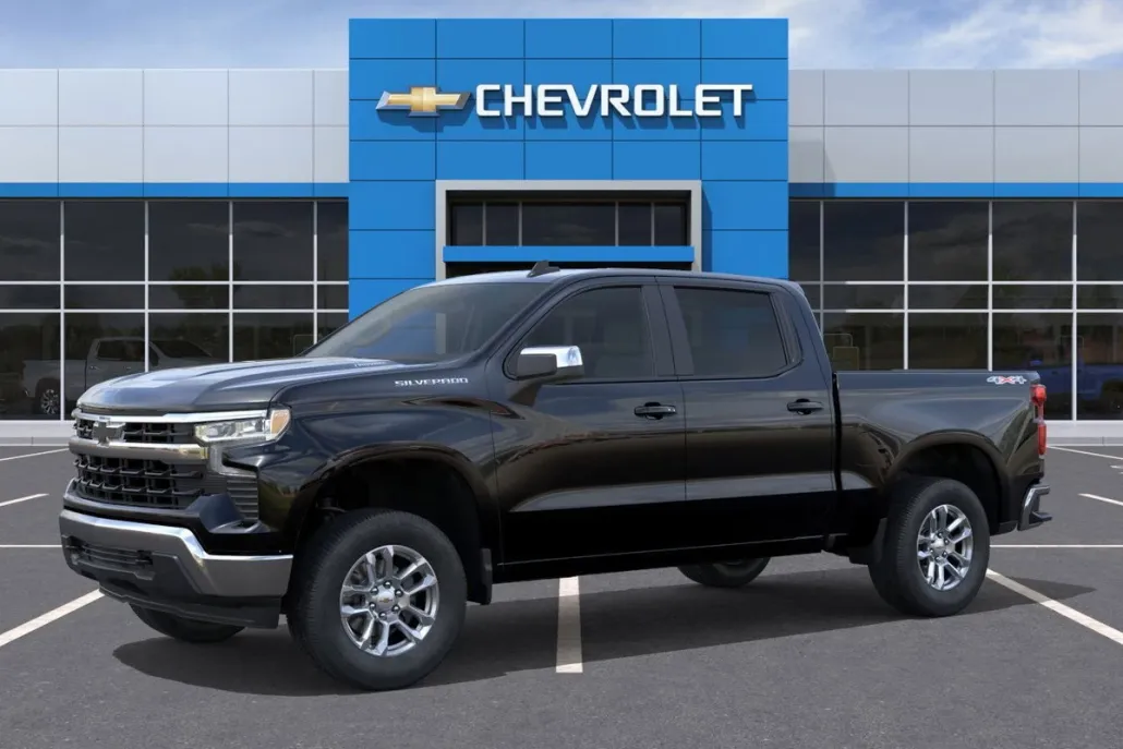 2026 Chevrolet Silverado LT photo 1