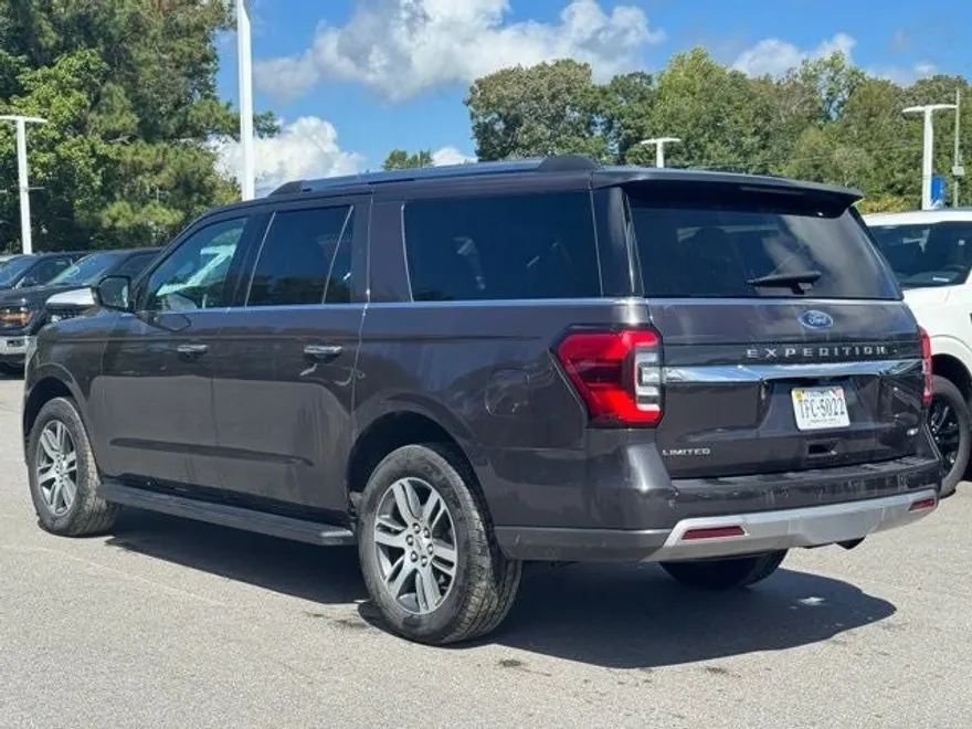 2024 Ford Expedition MAX Limited photo 1