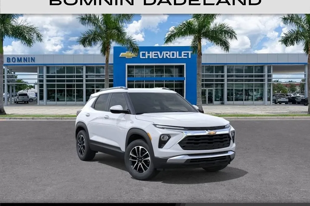 2026 Chevrolet Trailblazer LT photo 1