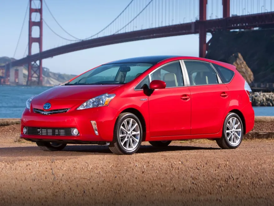 2014 Toyota Prius V Two photo 1