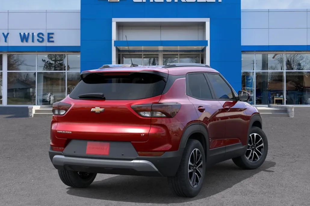 2026 Chevrolet Trailblazer LT photo 1