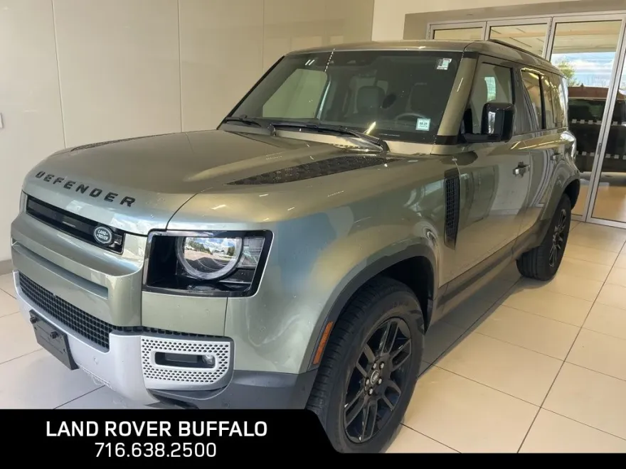 2025 Land Rover Defender 110 S photo 1