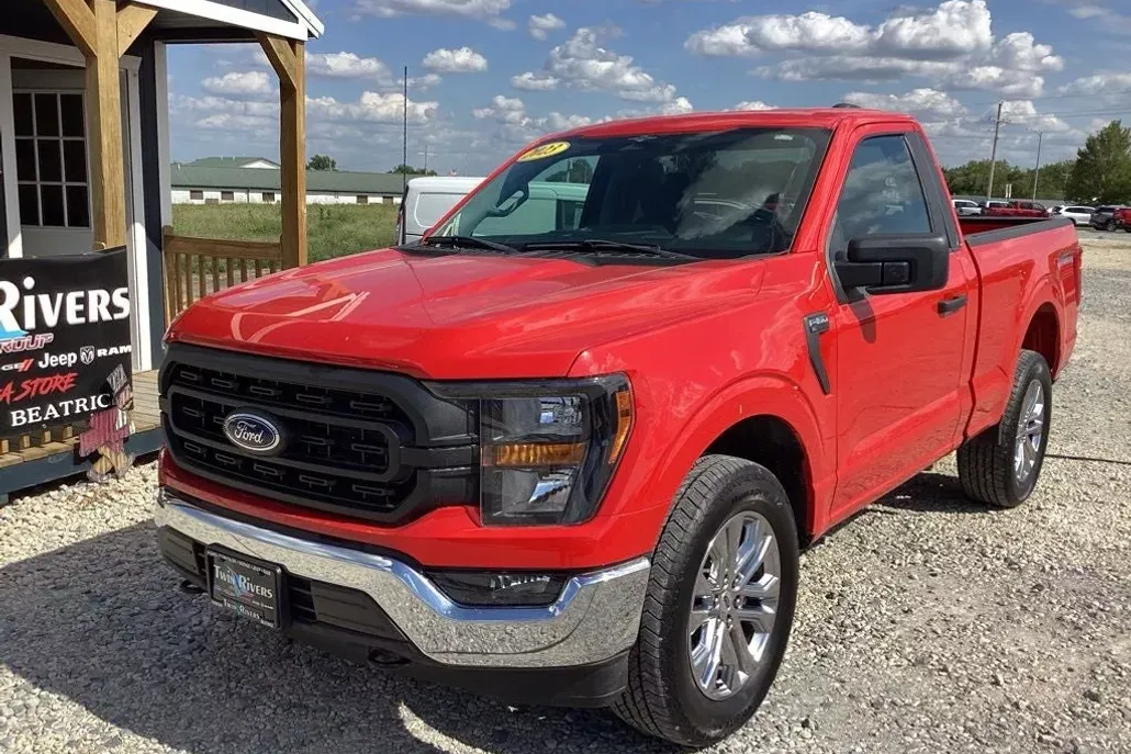 2023 Ford F-150 XL photo 1