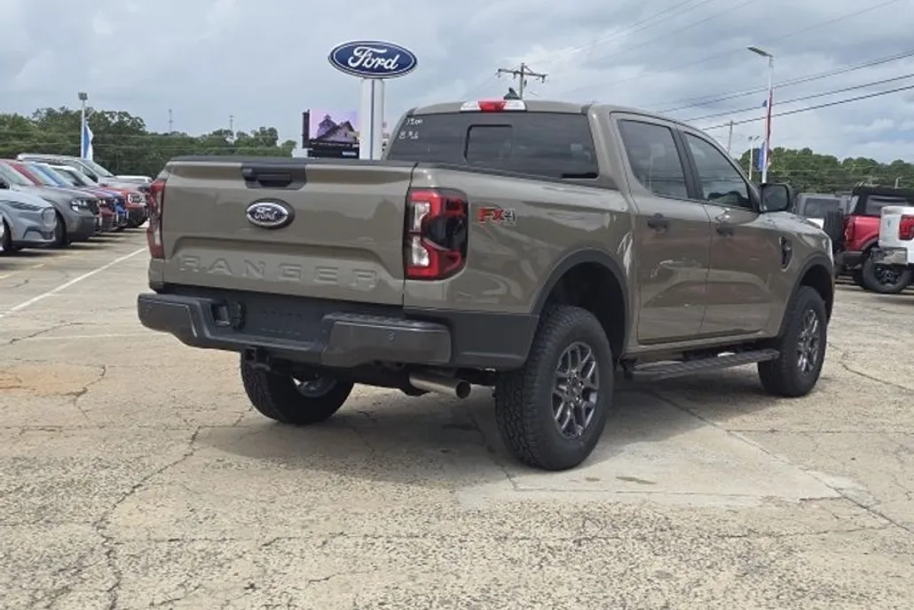 2025 Ford Ranger XLT photo 1