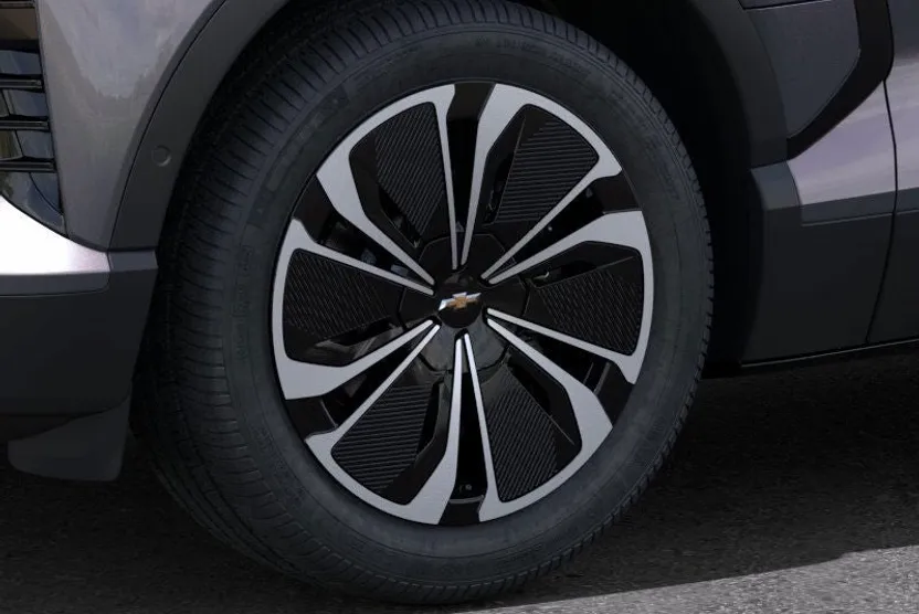 2025 Chevrolet Blazer EV photo 1