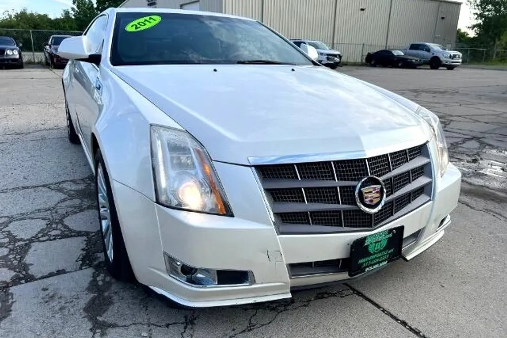2011 Cadillac CTS Premium photo 1