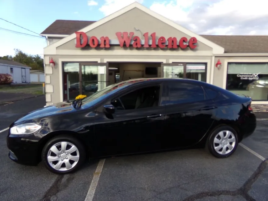 2015 Dodge Dart SE photo 1