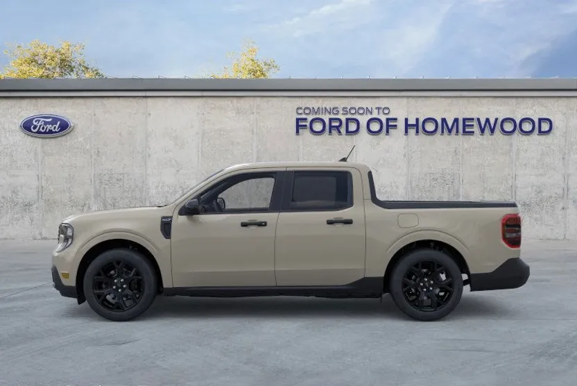 2025 Ford Maverick XLT photo 1