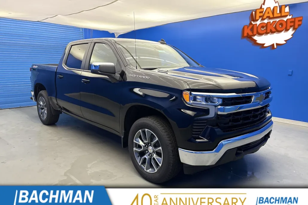 2026 Chevrolet Silverado 1500 LT photo 1