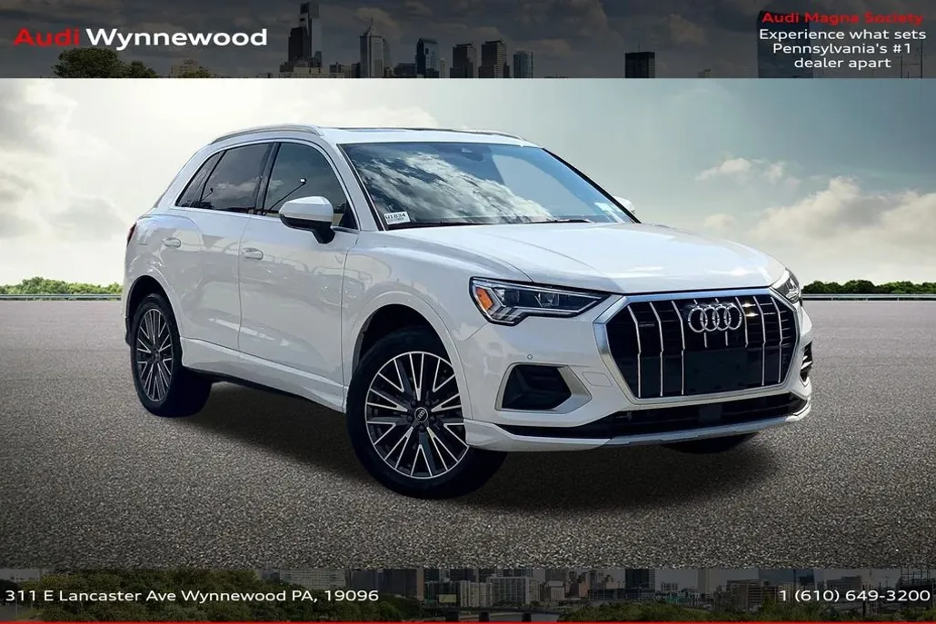 2022 Audi Q3 Premium Plus photo 1