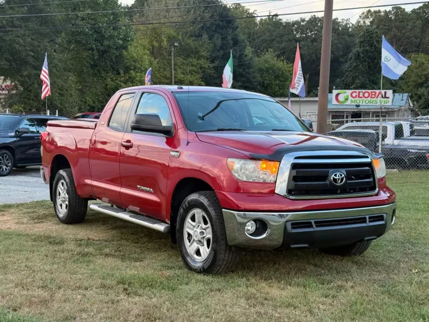 2011 Toyota Tundra Double Cab photo 1