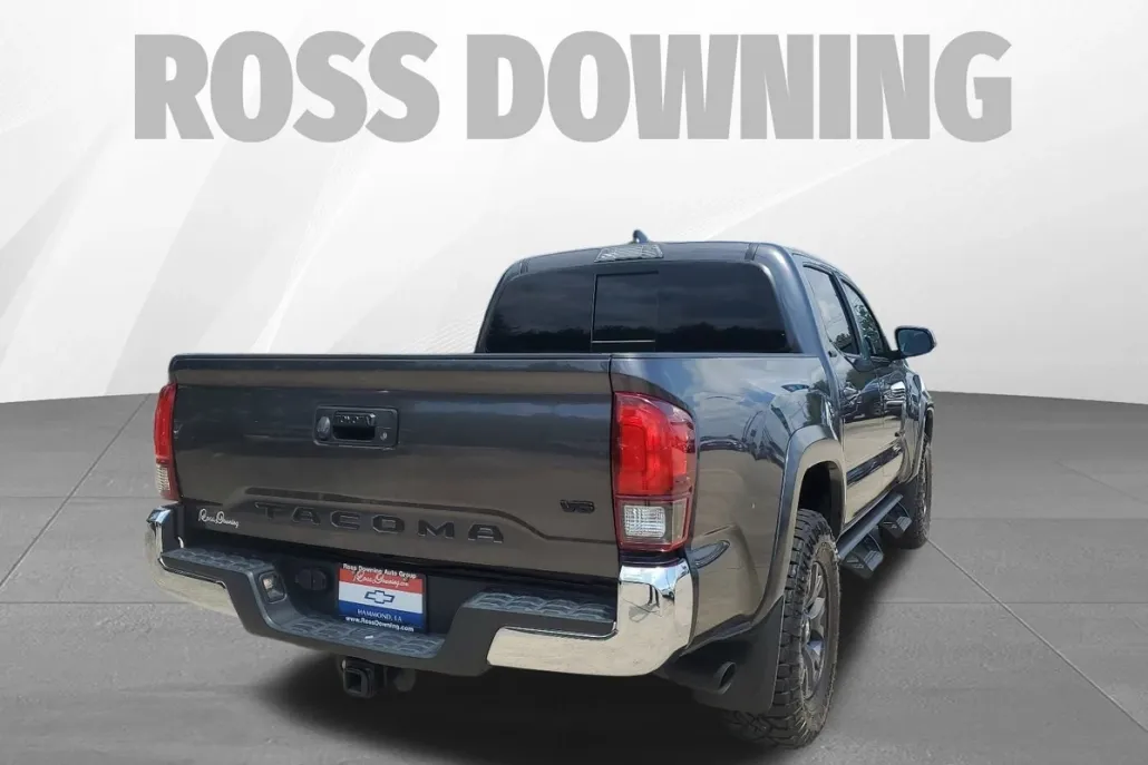 2023 Toyota Tacoma SR5 photo 1