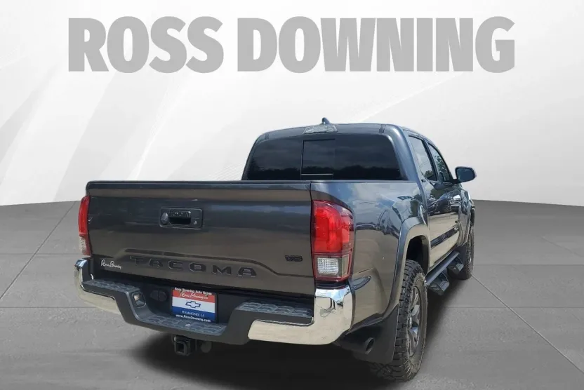 2023 Toyota Tacoma SR5 photo 1