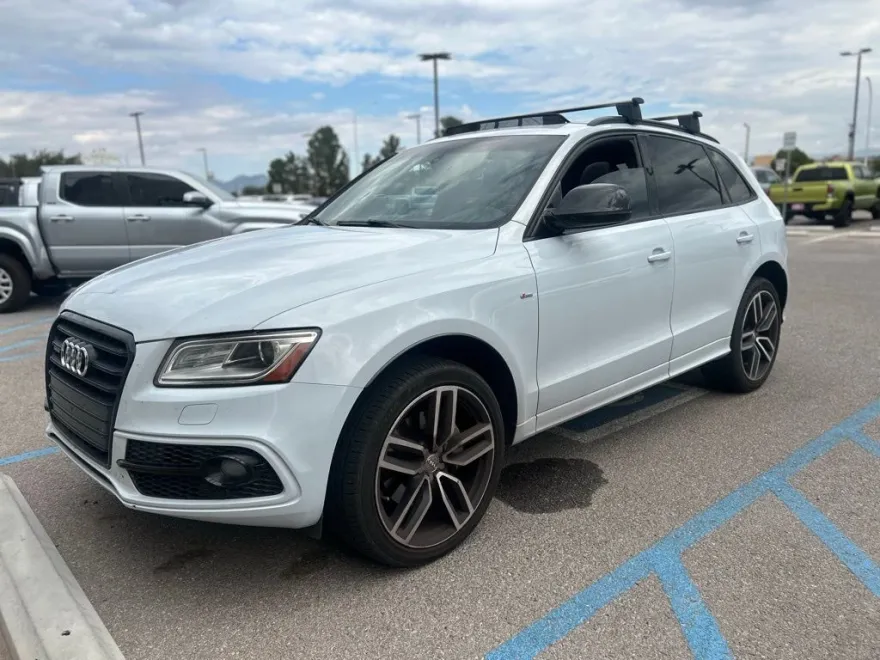 2017 Audi Q5 3.0T Premium Plus photo 1