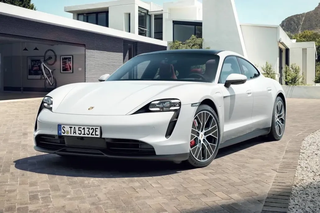 2022 Porsche Taycan 4S photo 1