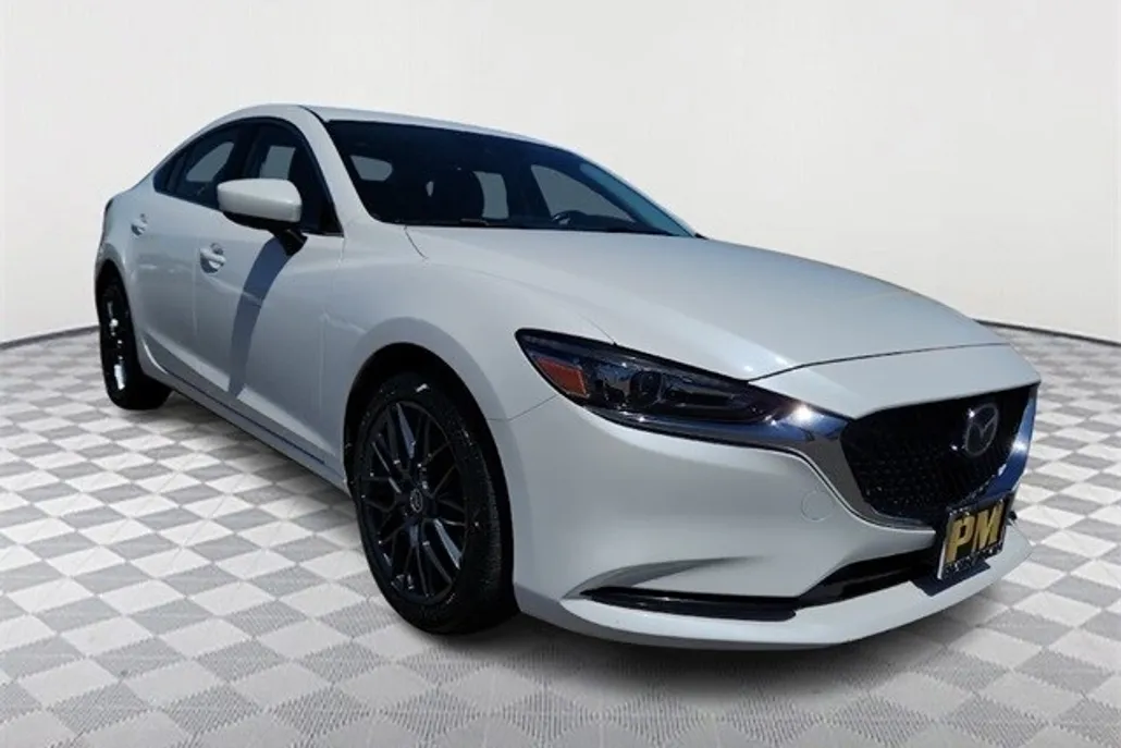 2018 Mazda Mazda6 Touring photo 1