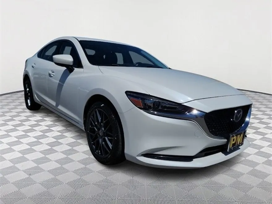 2018 Mazda Mazda6 Touring photo 1