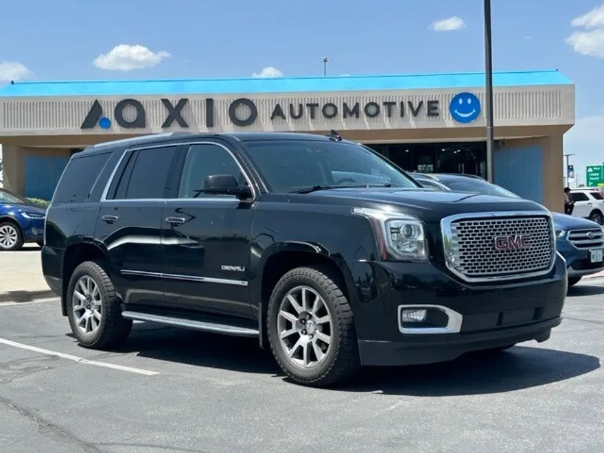 2017 Gmc Yukon Denali photo 1