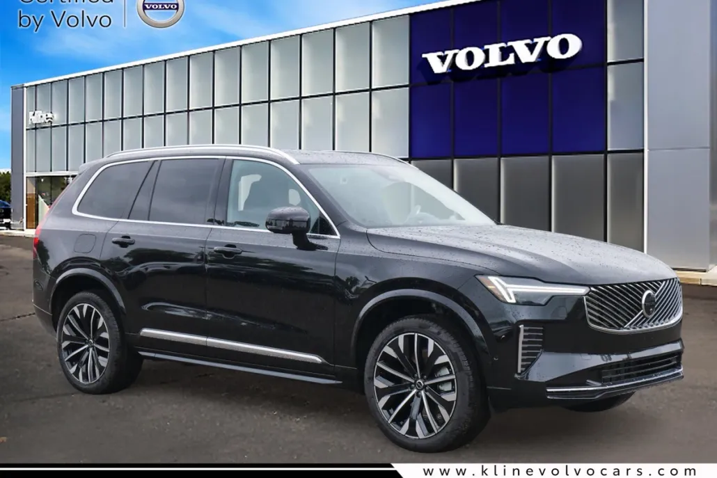 2025 Volvo XC90 Plus photo 1