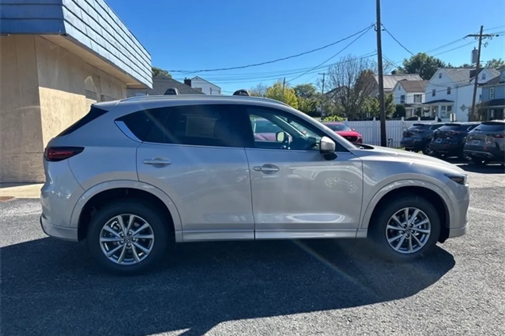 2025 Mazda CX-5 2.5 S Preferred photo 1