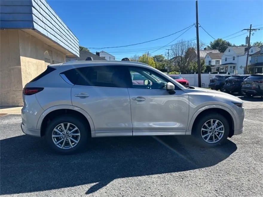 2025 Mazda CX-5 2.5 S Preferred photo 1