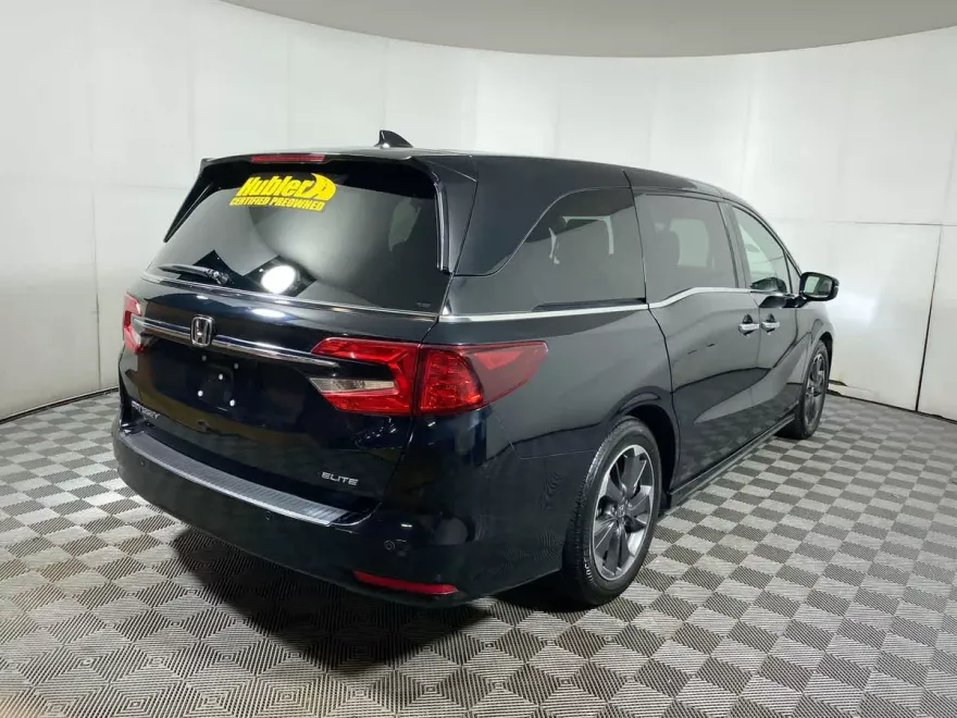 2023 Honda Odyssey Elite photo 1