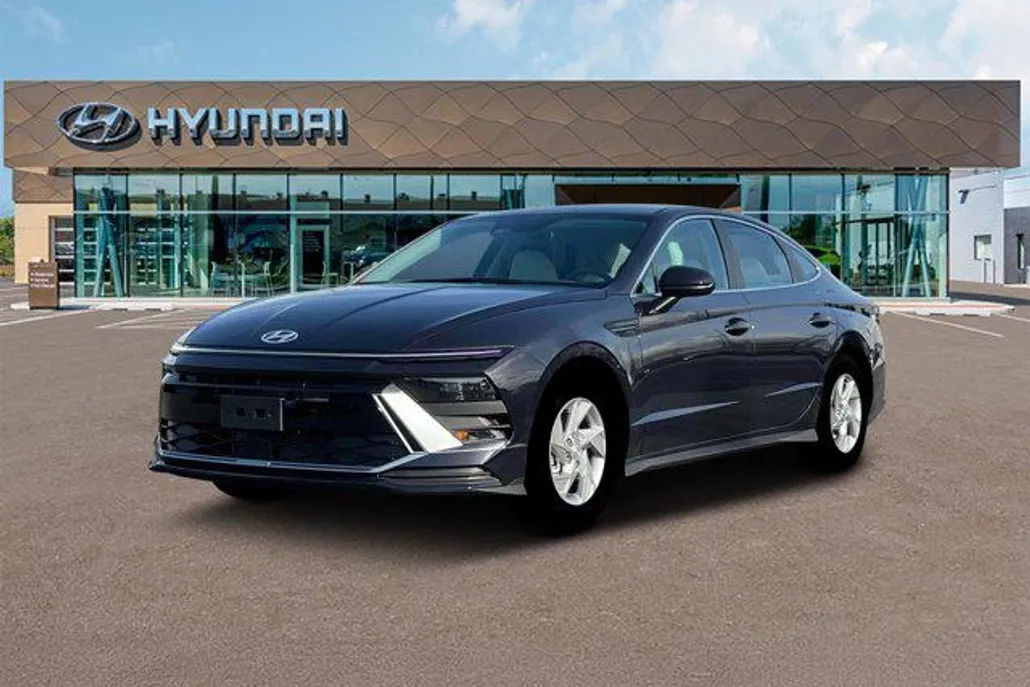 2025 Hyundai Sonata SE photo 1