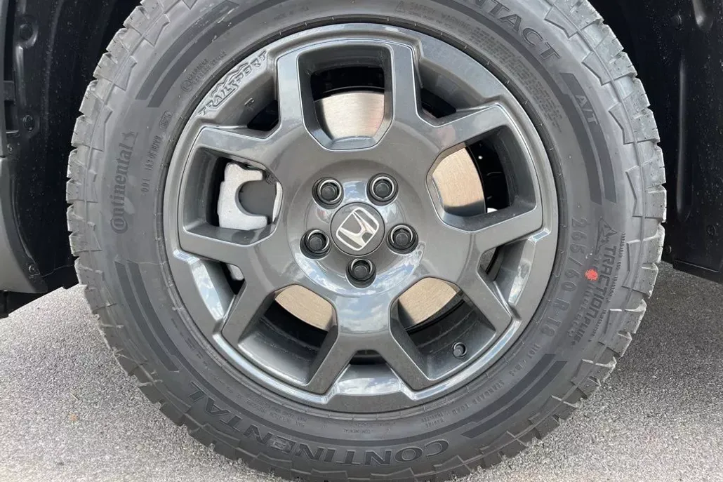 2025 Honda Pilot TrailSport photo 1