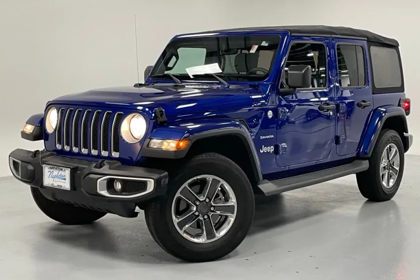 2018 Jeep Wrangler Unlimited Sahara photo 1