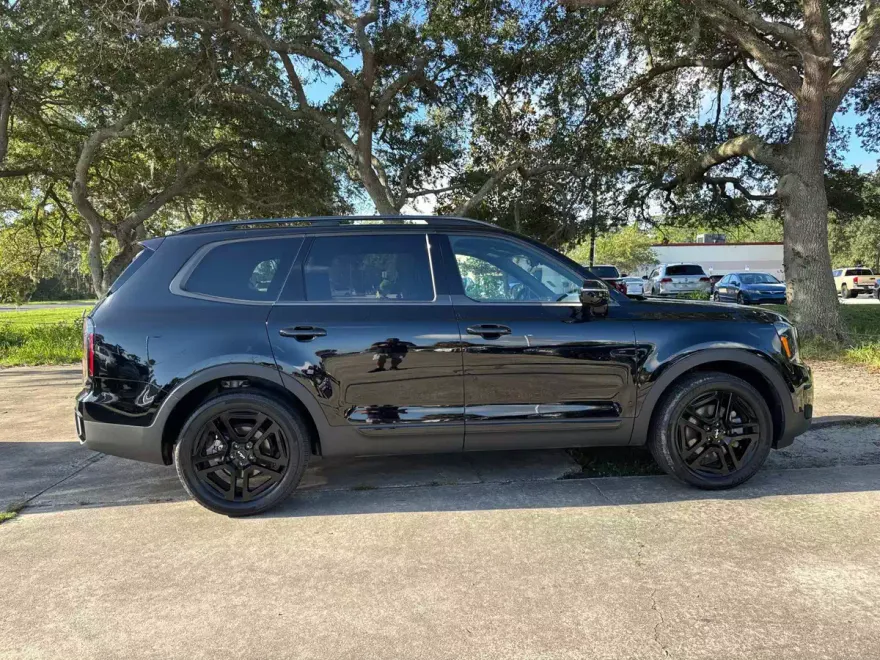 2024 Kia Telluride SX Prestige X-Line photo 1