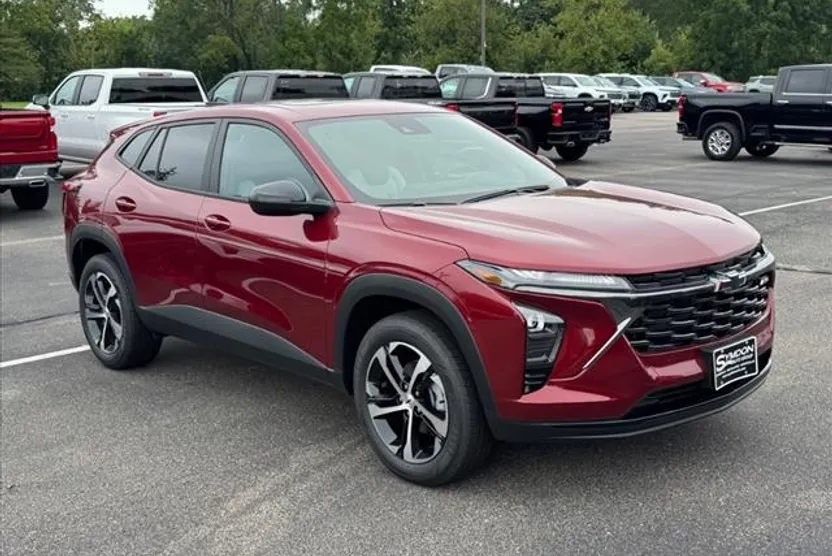 2025 Chevrolet Trax photo 1