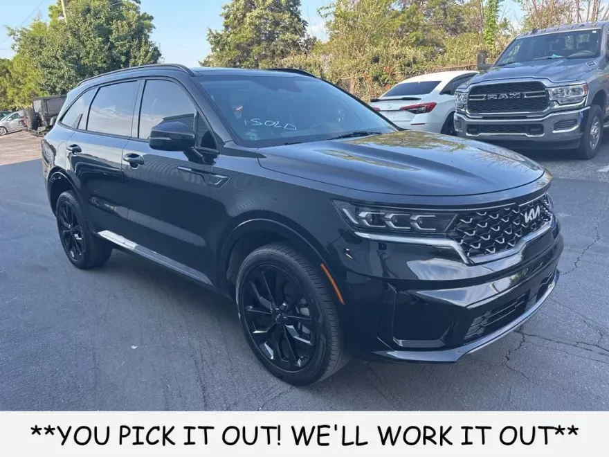 2022 Kia Sorento SX photo 1