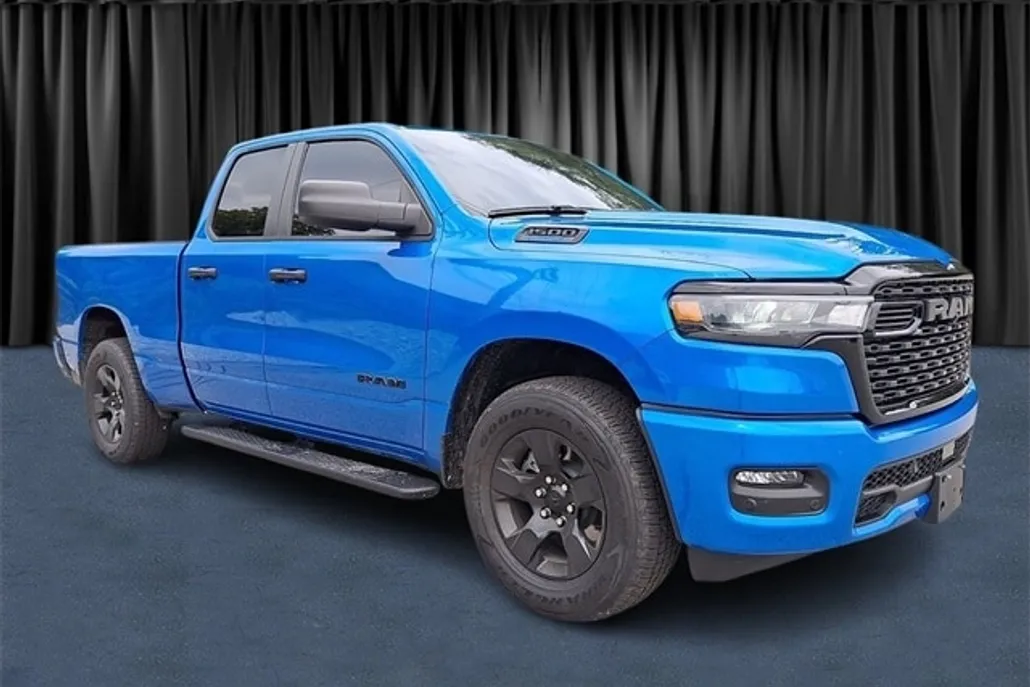 2025 Ram 1500 Tradesman photo 1
