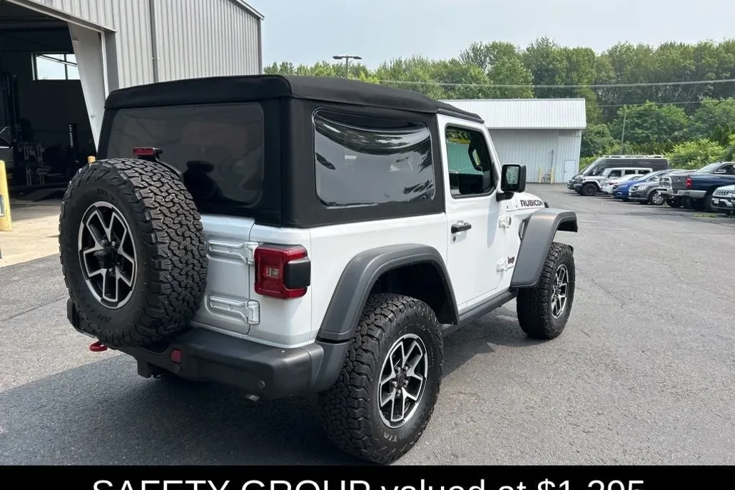 2024 Jeep Wrangler Two-Door Rubicon photo 1