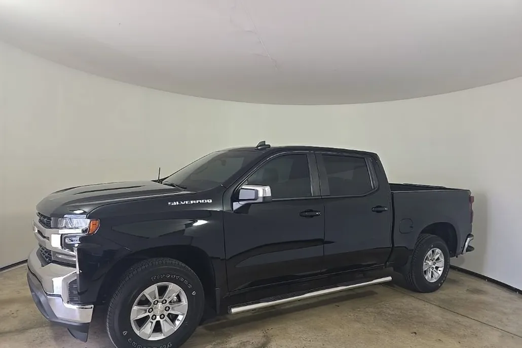 2019 Chevrolet Silverado 1500 LT photo 1