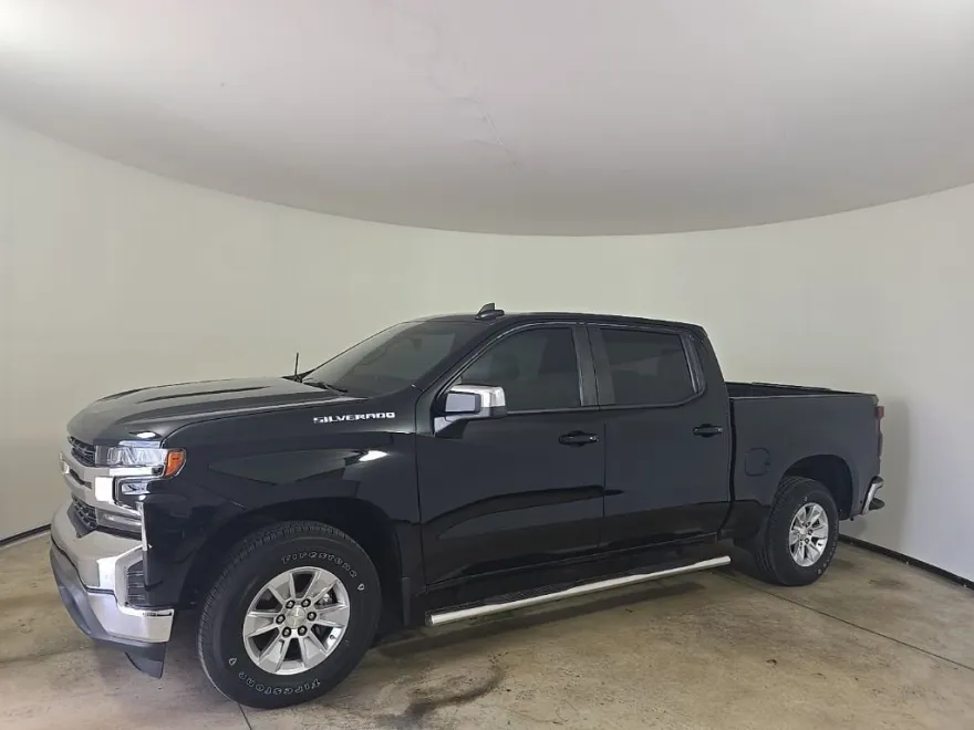 2019 Chevrolet Silverado 1500 LT photo 1