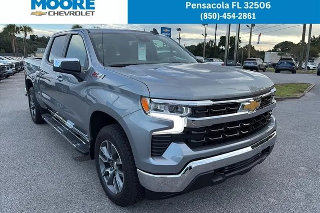2026 Chevrolet Silverado 1500 LT photo 1