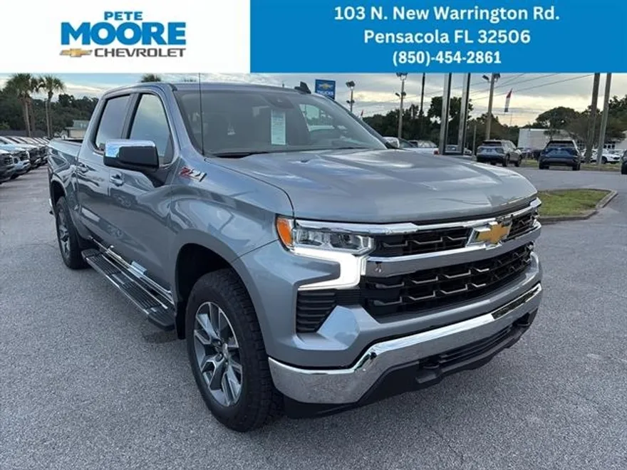2026 Chevrolet Silverado 1500 LT photo 1