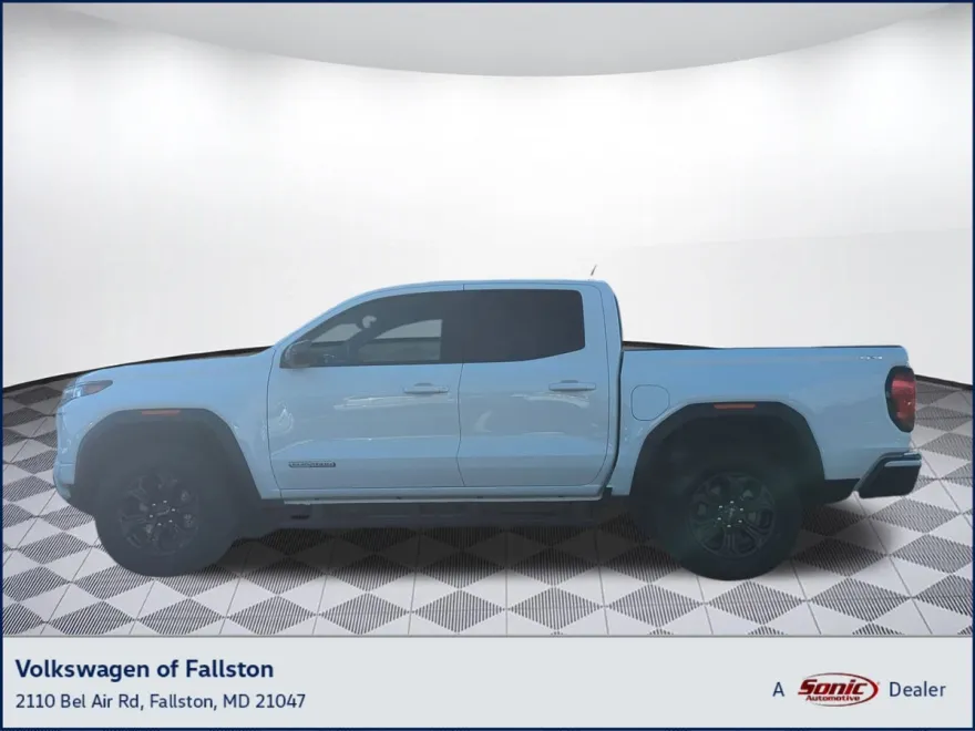 2025 Gmc Canyon Elevation photo 1