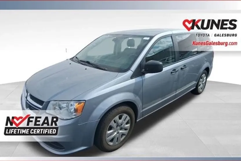2019 Dodge Grand Caravan SE photo 1